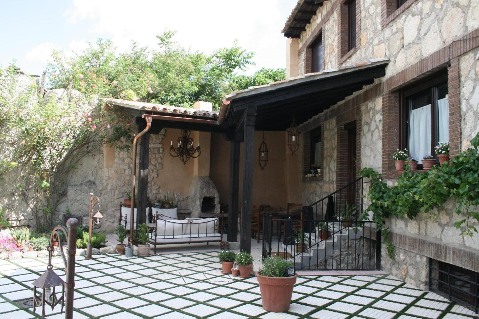 Las Casitas De Papel Ampudia Esterno foto